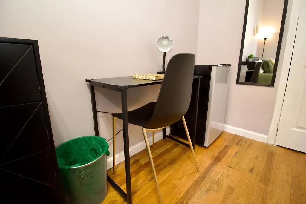 Tuk Ahoy - Emerald Suite 2C With Shared Spaces New York Appartamento