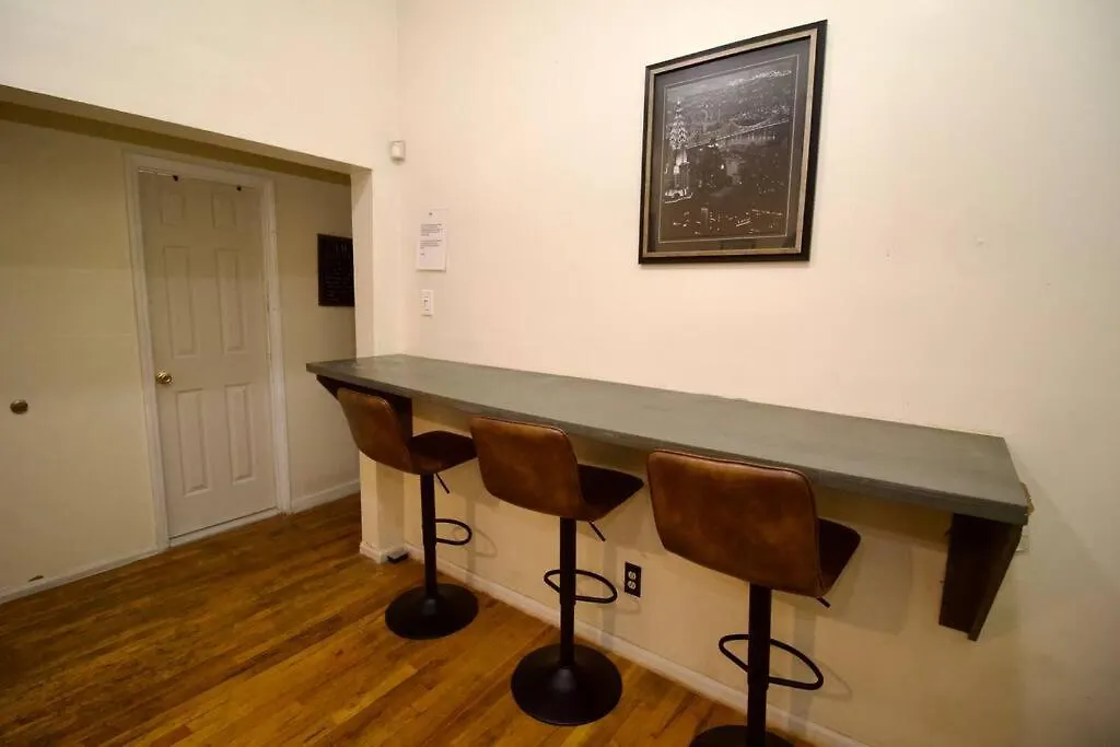 Appartamento Tuk Ahoy - Emerald Suite 2C With Shared Spaces New York